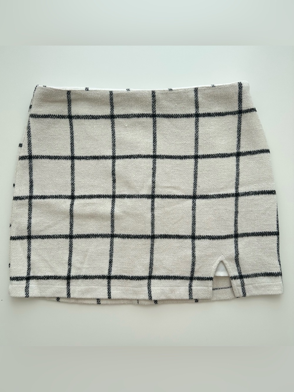 Black and white window pane pattern skirt- L
